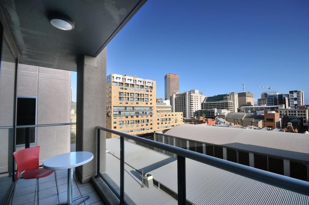 La Loft Apartments Parkside Аделейд Екстериор снимка