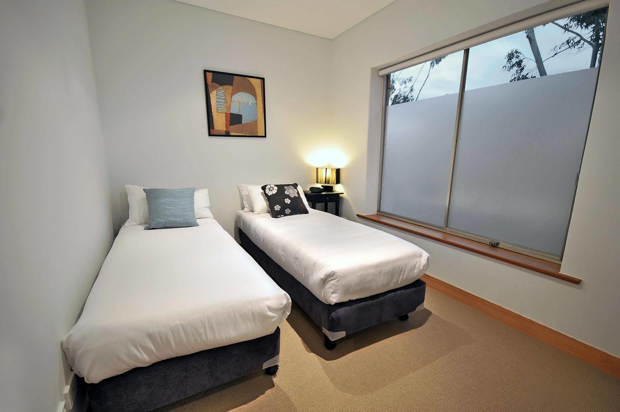 La Loft Apartments Parkside Аделейд Екстериор снимка