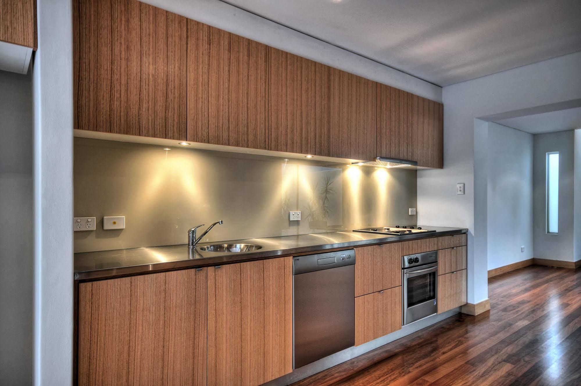 La Loft Apartments Parkside Аделейд Екстериор снимка